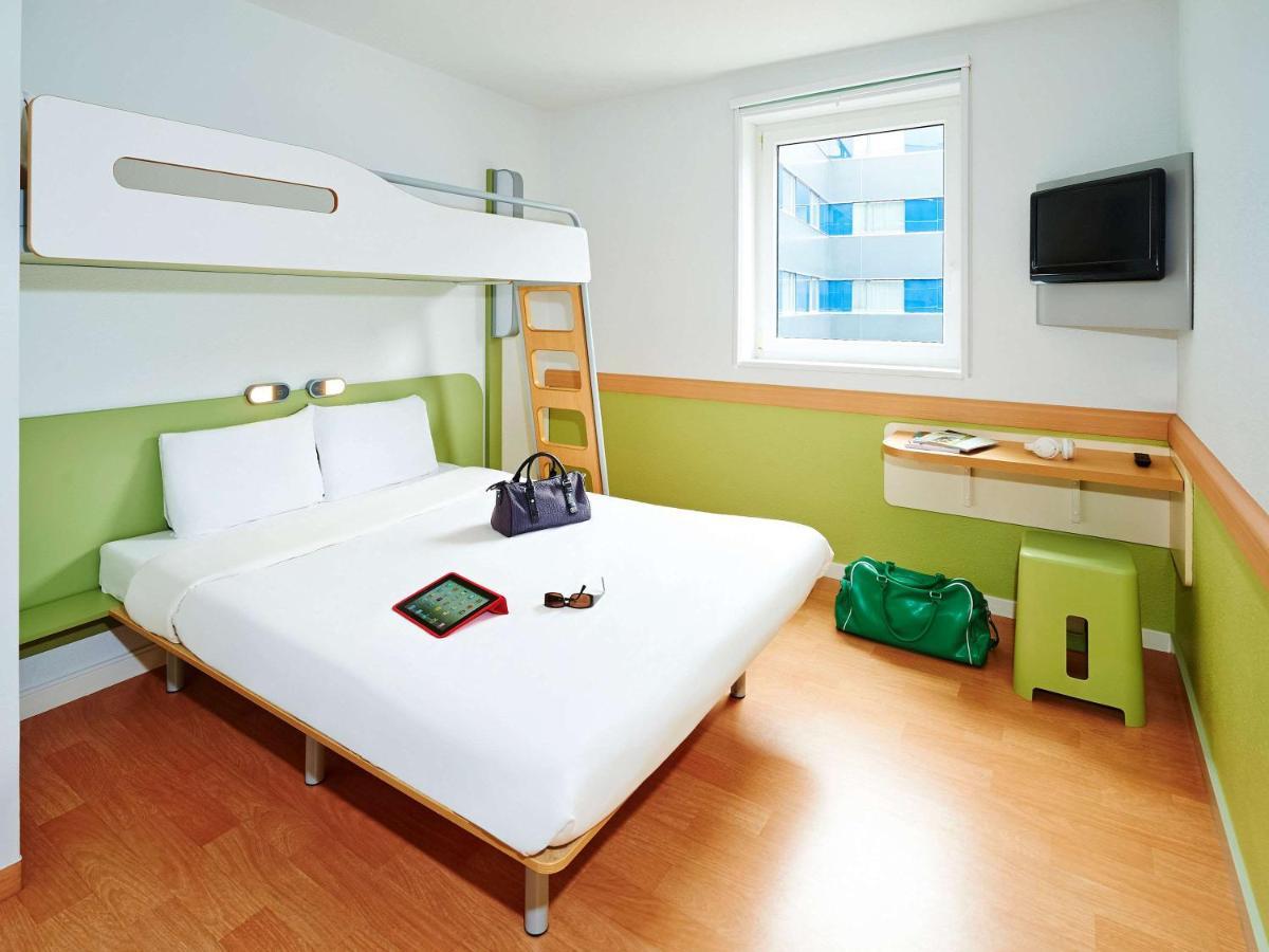 Hotel Ibis Budget Lyon Sud Saint-Fons A7 Eksteriør billede