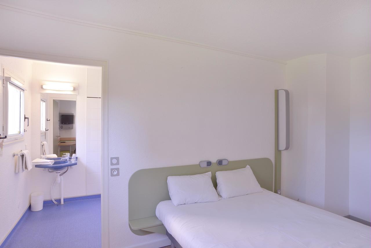 Hotel Ibis Budget Lyon Sud Saint-Fons A7 Eksteriør billede