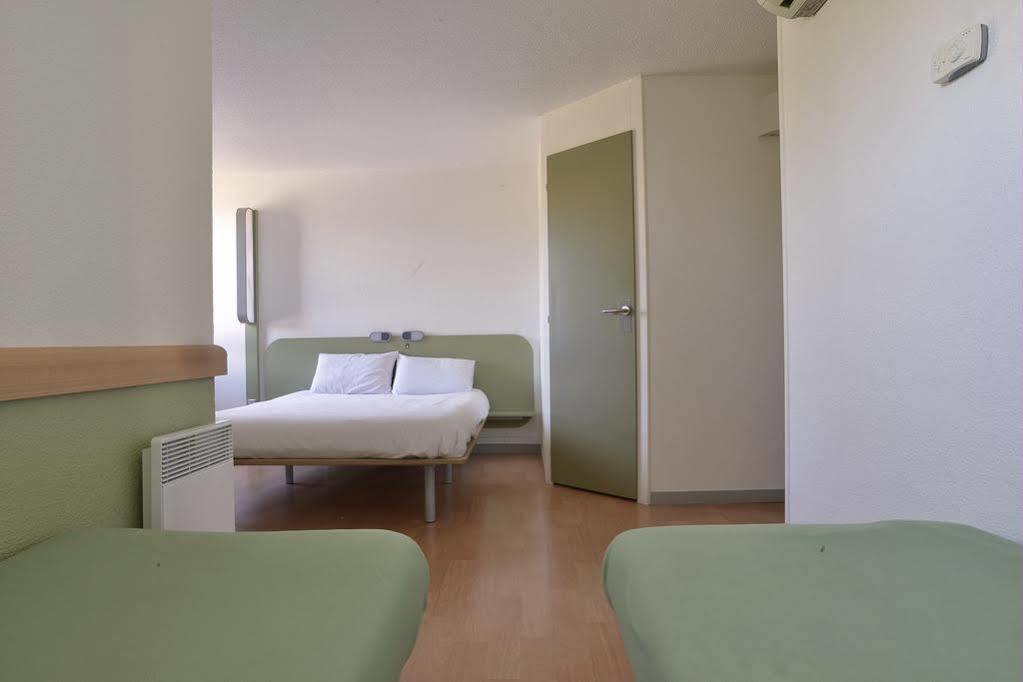 Hotel Ibis Budget Lyon Sud Saint-Fons A7 Eksteriør billede